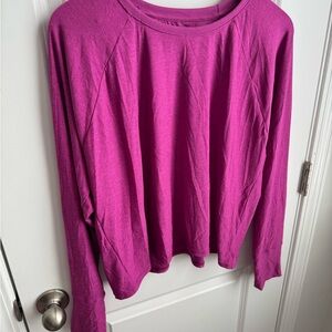 Beyond Yoga Long-Sleeve Crewneck Top in Fuchsia pink purple XL